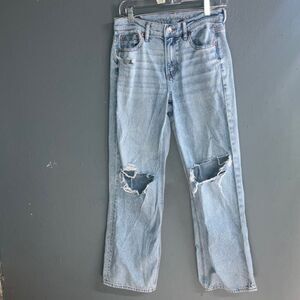 American eagle strigid “stovepipe” Distressed Light Blue Jeans size 4R #712